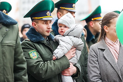 Брестским пограничникам вручили ключи от 48 арендных квартир