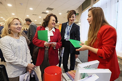 Международный конгресс \"Библиотека как феномен культуры\" начал работу в Минске