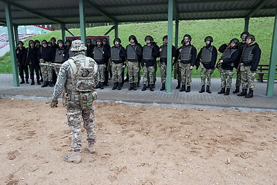 Учебные стрельбы военнослужащих, призванных на срочную службу во внутренние войска МВД