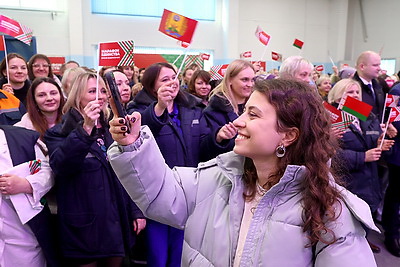 Концерты в цехах! Проект \"Разам працуем, разам спяваем\" проходит в Могилеве