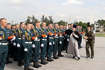 Торжественное мероприятие по случаю Дня пожарной службы прошло на площади Госфлага