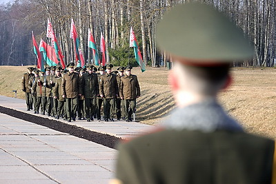 В Беларуси отдают дань памяти жителям деревни Хатынь