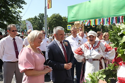 Фестиваль фольклорного искусства \"Берагіня\" состоялся в Октябрьском