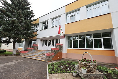 Сергеенко посетил школу в Шарковщинском районе