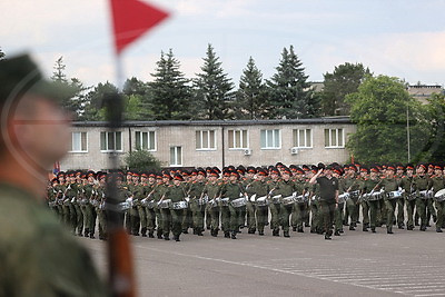 Белорусские военные готовятся к военному параду