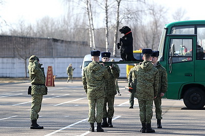 В Институте пограничной службы прошел День открытых дверей