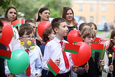 В Гродно в преддверии 9 мая поздравили ветерана ВОВ Валентину Баранову