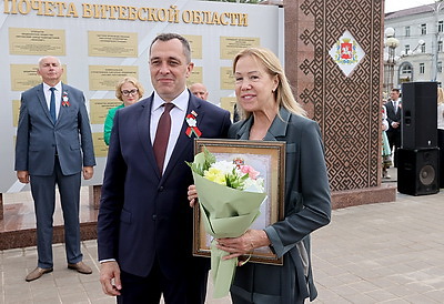 Лучшие трудовые коллективы области чествовали в Витебске