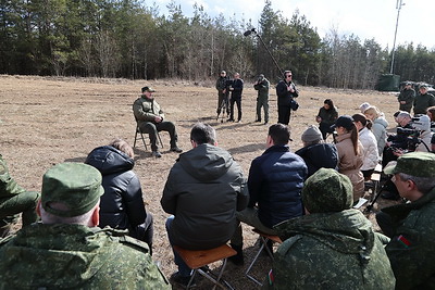 Лукашенко ознакомился с мероприятиями проверки боеготовности соединений и воинских частей