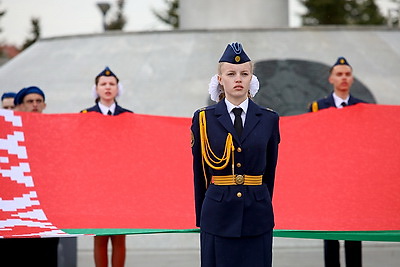 Слет военно-патриотических клубов \"Вершина мужества\" открылся в Минске