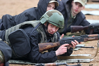 Учебные стрельбы военнослужащих, призванных на срочную службу во внутренние войска МВД