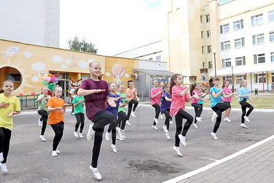 В больницах Минска организовали флешмоб к Международному дню защиты детей