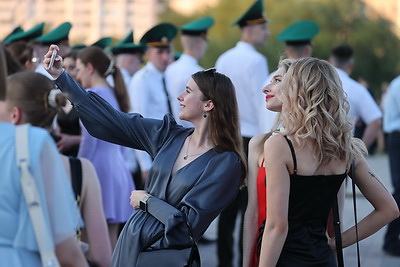 Республиканский праздник для выпускников вузов-2024 состоялся у Дворца спорта в Минске