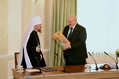 Лукашенко встретился с Синодом БПЦ