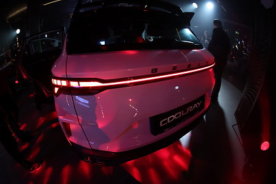 В Минске презентовали рестайлинговую модель Geely Coolray