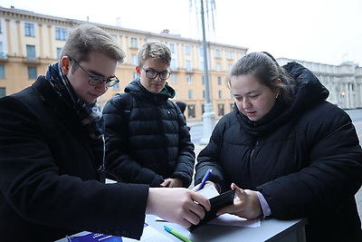 Сбор подписей для выдвижения кандидатов в Президенты Беларуси стартовал 7 ноября