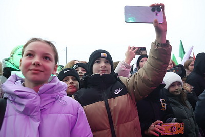 \"Марафон единства\": акция \"Я желаю в Новый год...\" и концерт \"Мы вместе\" прошли в Мозыре
