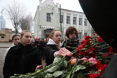 В регионах Беларуси выражают соболезнования и поддержку россиянам в связи с терактом в подмосковном \"Крокус Сити Холле\"