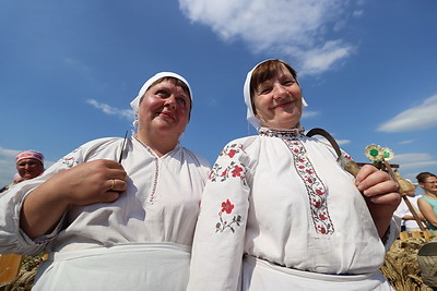 Фестиваль этнокультурных традиций \"Зов Полесья\" проходит в Лясковичах