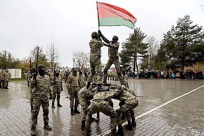 Витебские школьники побывали в войсковой части 5524