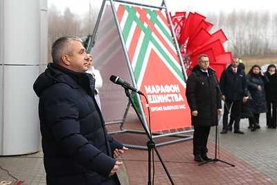 Физкультурно-оздоровительный центр \"Полесье-Арена\" открыли в Мозыре на \"Марафоне единства\"