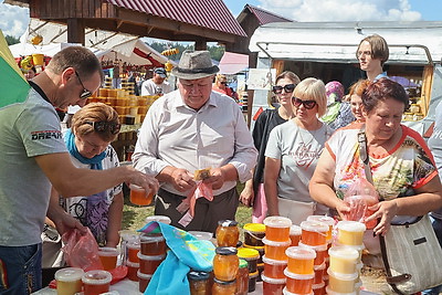 \"Маковей\" празднуют на Голубой кринице в Славгородском районе