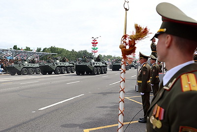 Военный парад в честь Дня Независимости прошел в Минске