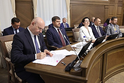 Головченко провел заседание оргкомитета по подготовке к празднованию 80-летия освобождения Беларуси