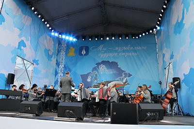 Концерт с участием юных артистов дал старт в Минске музыкально-туристическому сезону