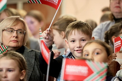 Артисты Президентского оркестра провели мастер-класс на \"Марафоне единства\"