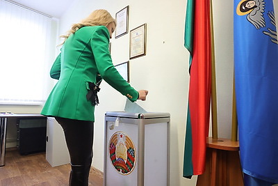 Выборы-2024: досрочное голосование на участках в Минске