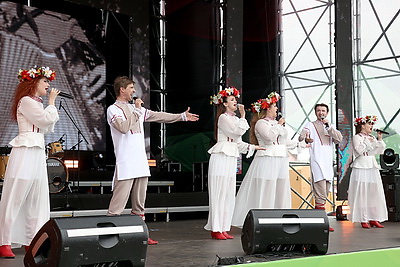 Минчане и гости столицы празднуют День Независимости