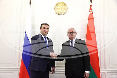 Пархомчик встретился с губернатором Омской области России