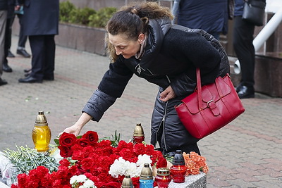 В регионах Беларуси выражают соболезнования и поддержку россиянам в связи с терактом в подмосковном \"Крокус Сити Холле\"