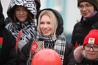 Символ сохранения наших традиций. Тематический мурал \"Марафона единства\" открыли в Бобруйске