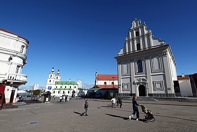 Солнечный октябрьский день