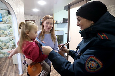 Предупредить словом. Как спасатели Дзержинского района помогают избежать трагедий