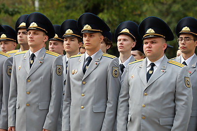 Молодые сотрудники СК приняли присягу в свой профессиональный праздник