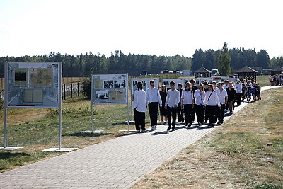 День народного единства отметили в военно-историческом комплексе \"Старая граница\"