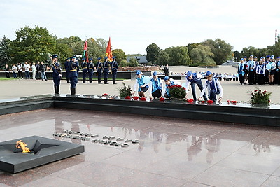 Слет юных миротворцев торжественно открылся в Бресте