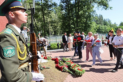 На Кургане Дружбы отдали дань памяти советским воинам