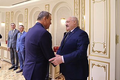 Лукашенко встретился с губернатором Ленинградской области России