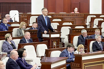 Заседание первой сессии Палаты представителей восьмого созыва проходит в Минске