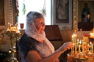 В Гомель доставили крест Евфросинии Полоцкой и ковчег с частицей ее мощей