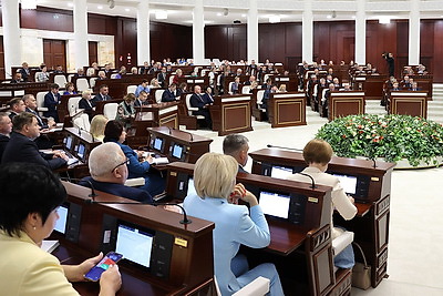 Совместное заседание Палаты представителей и Совета Республики проходит в Минске