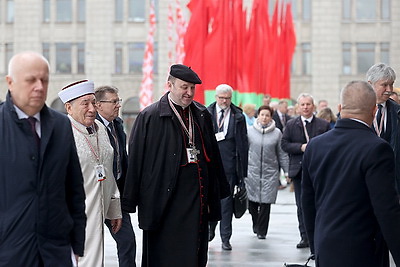 VII ВНС продолжает работу в Минске