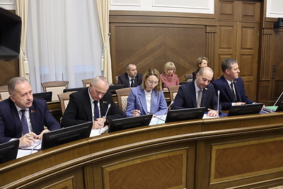 Головченко: подходы к обеспечению граждан жильем нуждаются в донастройке