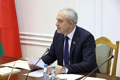 Сергеенко проводит личный прием граждан в Минске