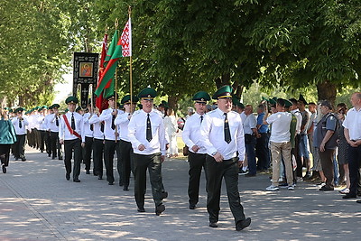 В Гродно в День пограничника прошел торжественный митинг у мемориала