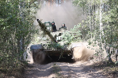 Белорусские военнослужащие выполняют задачи по усилению государственной границы на южном направлении